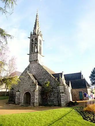 Quimper (Kerfeunteun) : l'église paroissiale de la Trinité