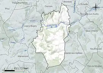 Carte en couleur présentant le réseau hydrographique de la commune