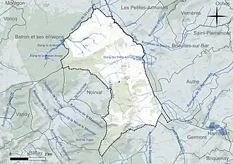 Carte en couleur présentant le réseau hydrographique de la commune