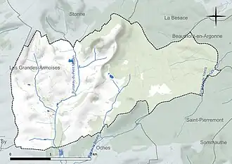 Carte en couleur présentant le réseau hydrographique de la commune