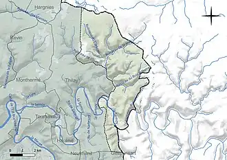Carte en couleur présentant le réseau hydrographique de la commune