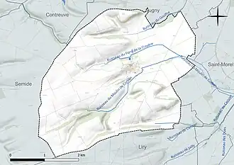 Carte en couleur présentant le réseau hydrographique de la commune