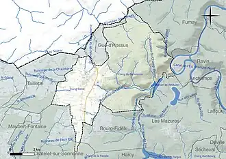 Carte en couleur présentant le réseau hydrographique de la commune