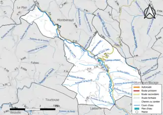 Carte en couleur présentant le réseau hydrographique de la commune