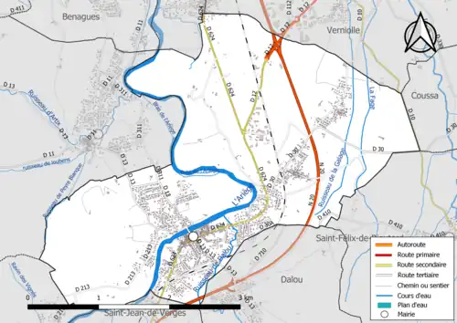 Carte en couleur présentant le réseau hydrographique de la commune