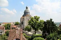 Vue extérieure depuis la tour César.