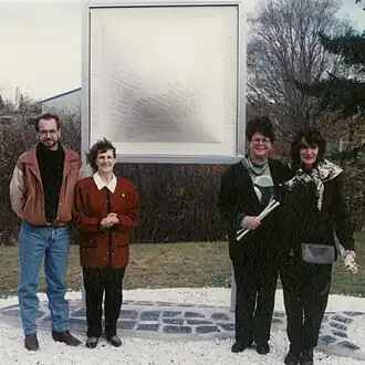Tacon Commémoratif de Larouche au parc des Bâtisseurs, 1995