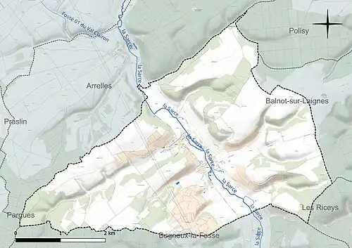 Carte en couleur présentant le réseau hydrographique de la commune