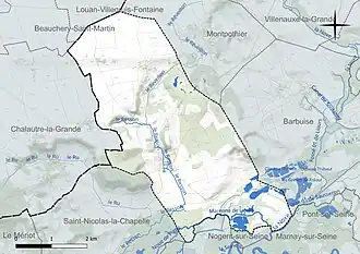 Carte en couleur présentant le réseau hydrographique de la commune