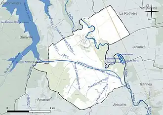 Carte en couleur présentant le réseau hydrographique de la commune