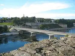 Pont de l'amitié.