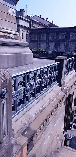 Barrières de bronze par Giovanni Lomazzi