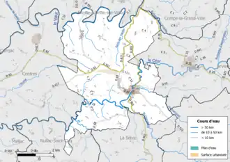 Carte en couleur présentant le réseau hydrographique de la commune