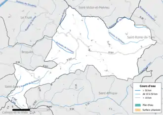 Carte en couleur présentant le réseau hydrographique de la commune