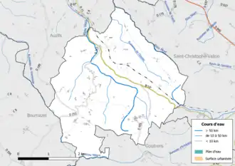 Carte en couleur présentant le réseau hydrographique de la commune