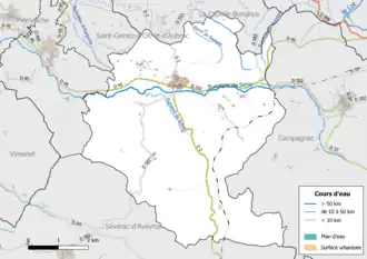 Carte en couleur présentant le réseau hydrographique de la commune