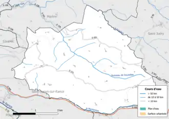 Carte en couleur présentant le réseau hydrographique de la commune
