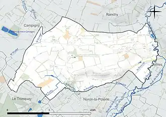 Carte en couleur présentant le réseau hydrographique de la commune
