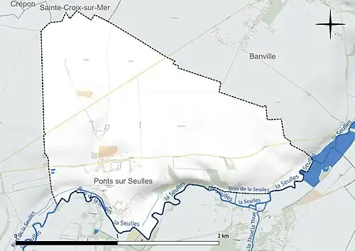 Carte en couleur présentant le réseau hydrographique de la commune