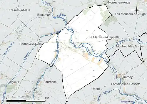 Carte en couleur présentant le réseau hydrographique de la commune