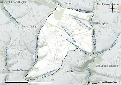 Carte en couleur présentant le réseau hydrographique de la commune