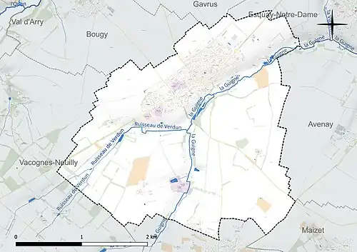 Carte en couleur présentant le réseau hydrographique de la commune