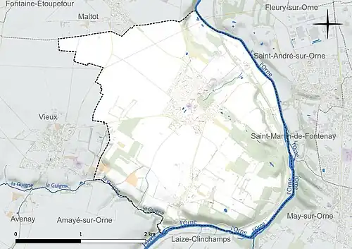 Carte en couleur présentant le réseau hydrographique de la commune