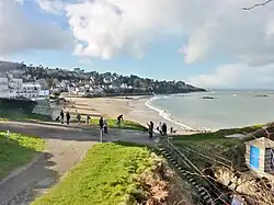 Tréboul : la plage des Sables Blancs.