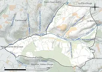 Carte en couleur présentant le réseau hydrographique de la commune