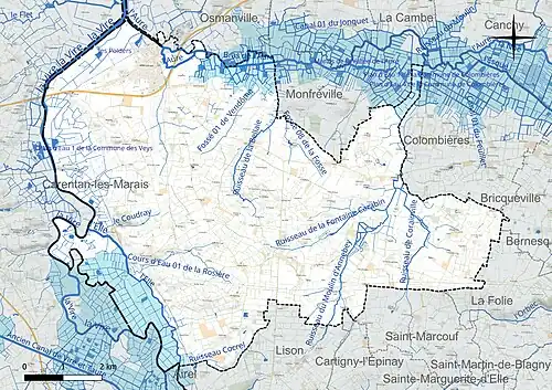 Carte en couleur présentant le réseau hydrographique de la commune