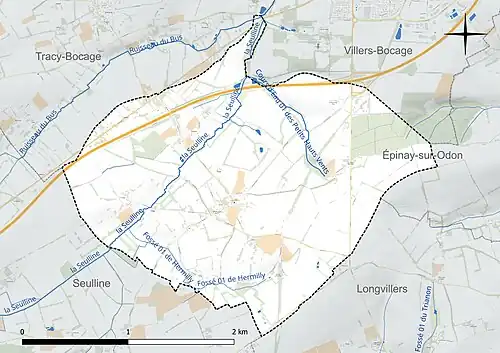 Carte en couleur présentant le réseau hydrographique de la commune
