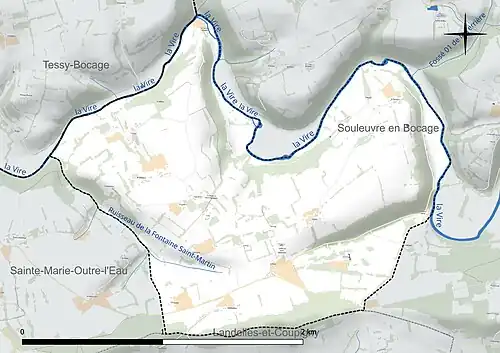 Carte en couleur présentant le réseau hydrographique de la commune