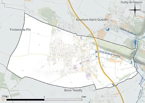 Carte en couleur présentant le réseau hydrographique de la commune