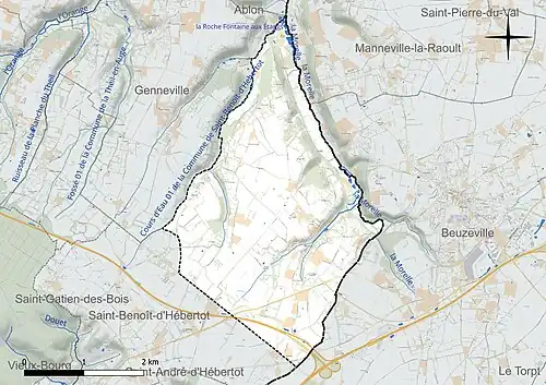 Carte en couleur présentant le réseau hydrographique de la commune