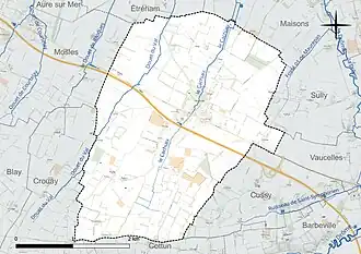 Carte en couleur présentant le réseau hydrographique de la commune