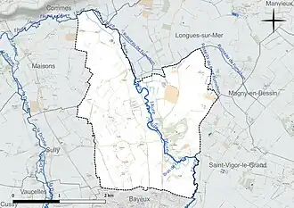 Carte en couleur présentant le réseau hydrographique de la commune
