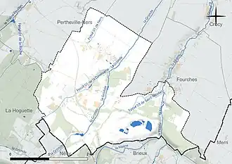 Carte en couleur présentant le réseau hydrographique de la commune