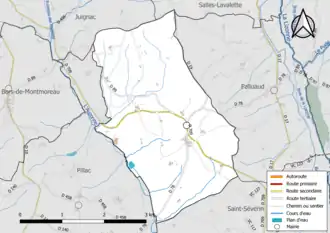 Carte en couleur présentant le réseau hydrographique de la commune