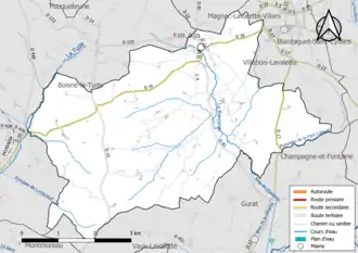 Carte en couleur présentant le réseau hydrographique de la commune