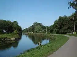 Véloroute le long de la Somme.