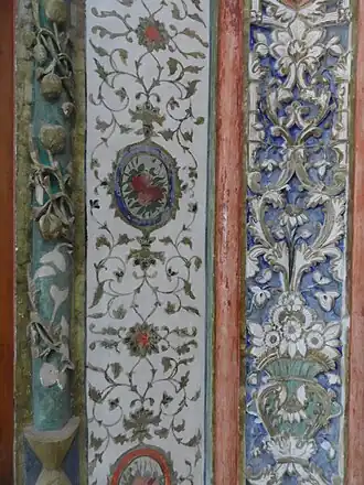 Détail de décoration murale.