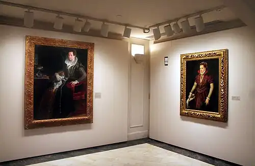 Le Portrait de Costanza Alidosi et le Portrait d'une noble dame accrochés au National Museum of Women in the Arts.