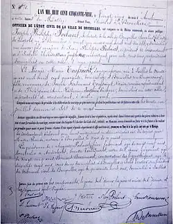 Acte de mariage de Joseph Poelaert et Léonie Toussaint, Bruxelles, le 25 août 1859. Les témoins étaient : Auguste Poelaert, frère, Ernest Van Dievoet, neveu, Bernard Beernaert, conservateur des hypothèques (père du ministre et prix Nobel Auguste Beernaert) et Jules Vautier, vice président du tribunal civil de Bruxelles (qui a donné son nom à la rue Vautier).