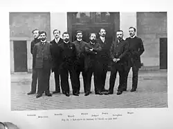 Description de cette image, également commentée ci-après