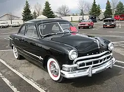 Meteor 1951 Club Coupe avant…