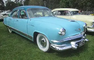 Kaiser Special&nbsp;(de) Manhattan Sedan (1953)