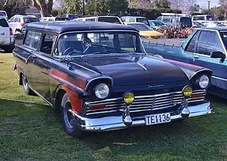 Modèle 1957.