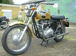 Bonneville T120 avec le nouveau cadre (1971).