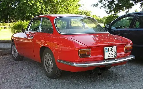 Giulia 1300 GT Junior (1972).