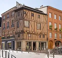 Maison à corondage de massécanat.